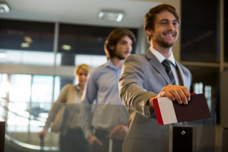 eVisa vs. Traditional Visa: What’s Best for Business Travelers
