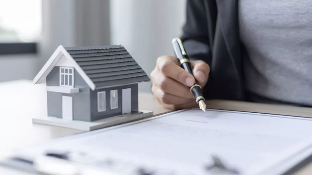 Lease Agreement Assistance: A Critical Step in International Relocation